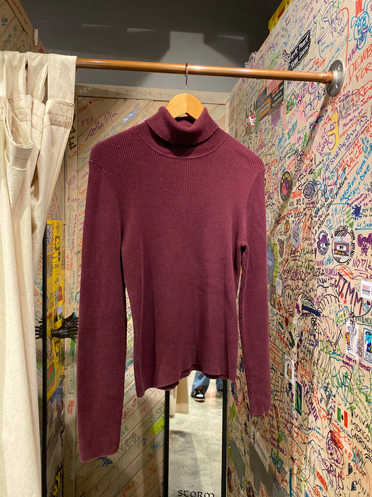 Northern Reflections Large Burgundy Ribbed Turtleneck Shirt
