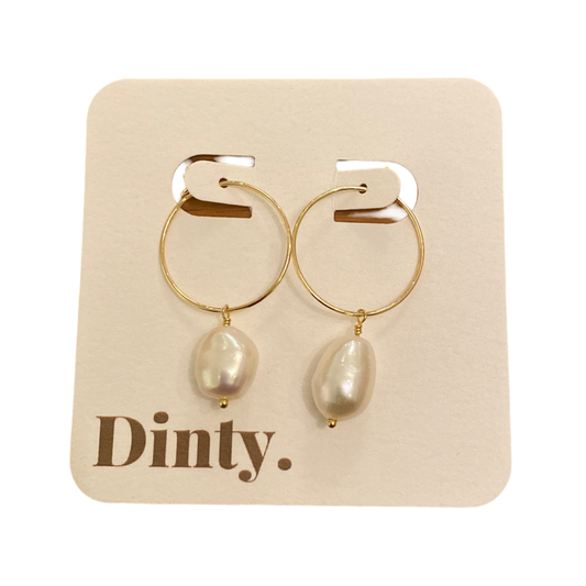 Pearl & Dainty Hoop Earrings
