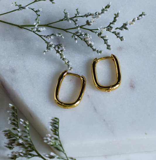 Whimsy’s Jewels | Rectangle Gold Oval Hoop Huggie 14mm Earrings