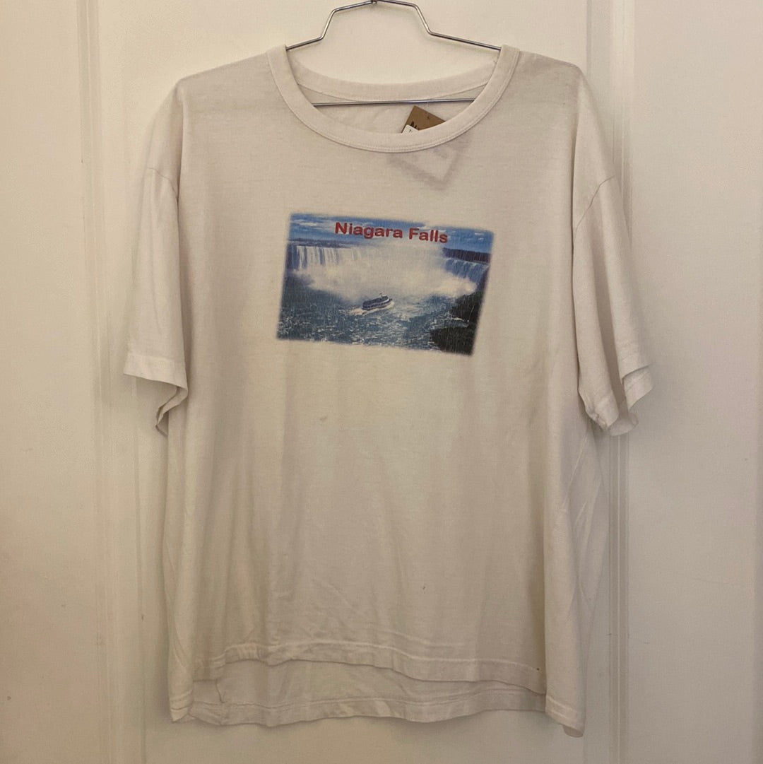 Thrift Unbranded Niagara Falls White T-Shirt